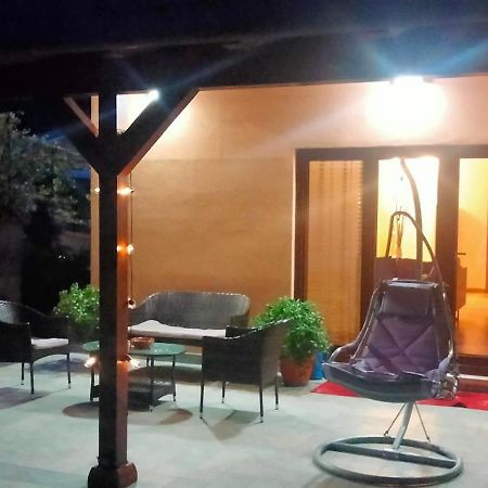 B&B La Casa Di Giuliana Cermignano Exterior foto